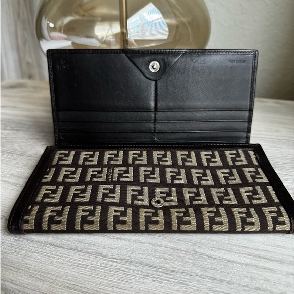 Fendi trifold brown canvas long wallet - Picture 9 of 13